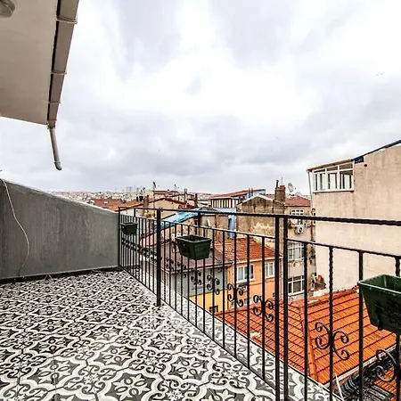 Flat With Terrace In Balat, Fatih Istanbulská provincie
